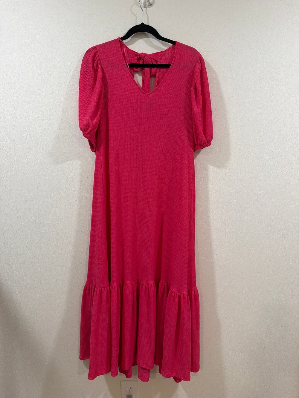Hot pink Crepe Waffle Knit V-Neck Tie Back Detail Puffed Short Sleeve